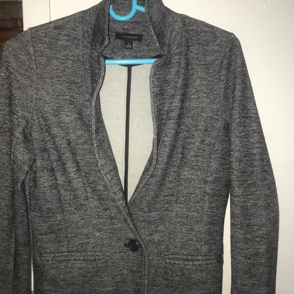 Women’s Ann Taylor blazer